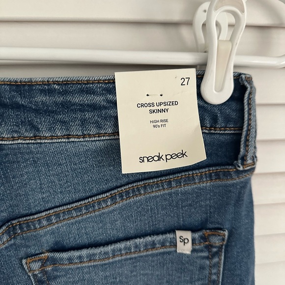 Crossover Jeans - Picture 5 of 5